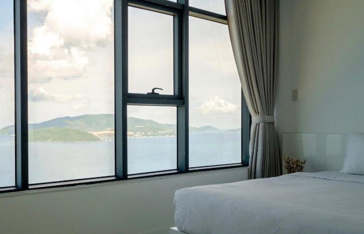 Infinity Sea View Apartment Nha Trang