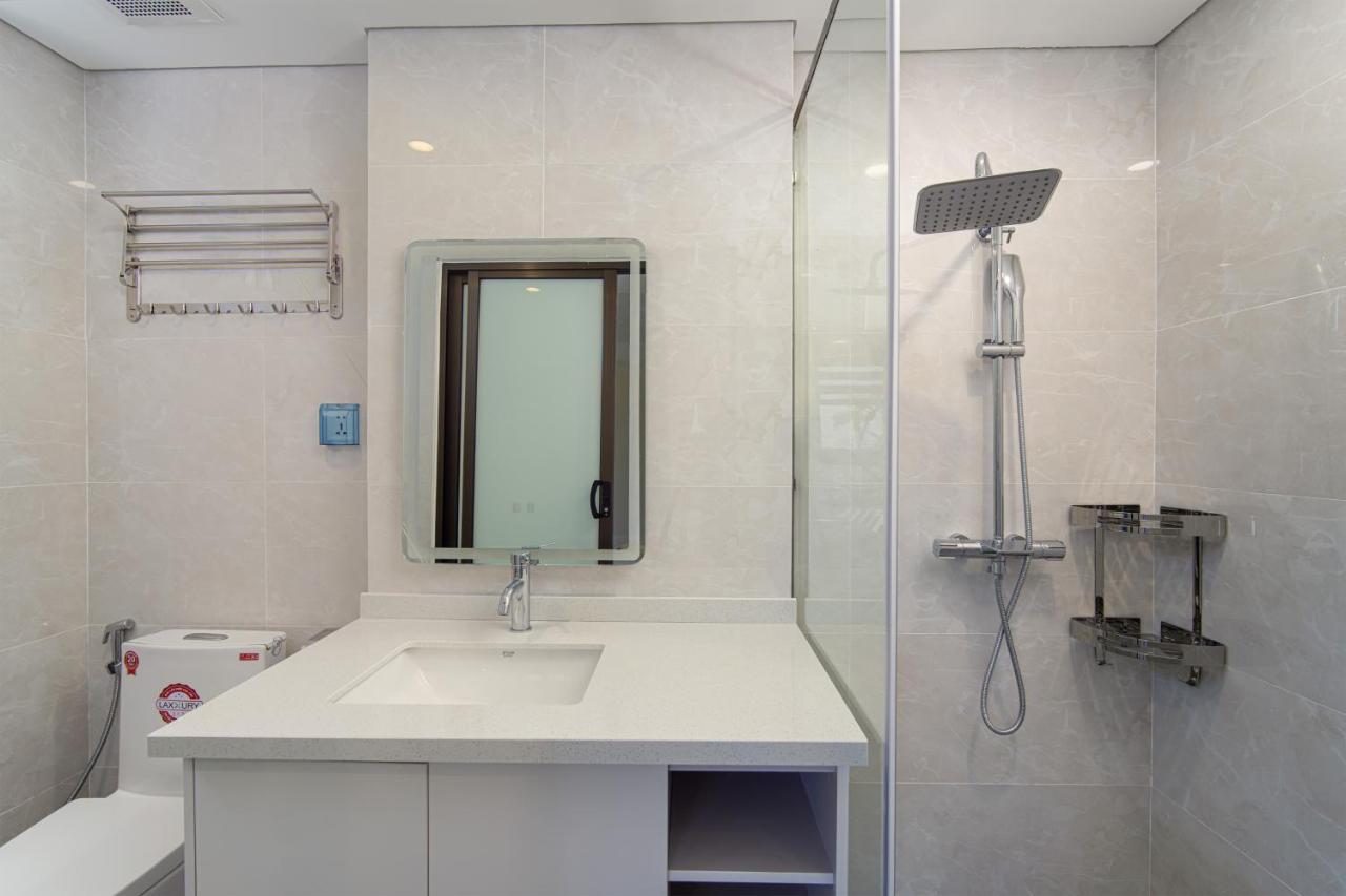 Aparthotel Hsuites Riverside And
