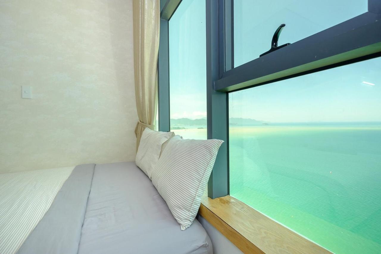 Infinity Sea View Apartment Nha Trang