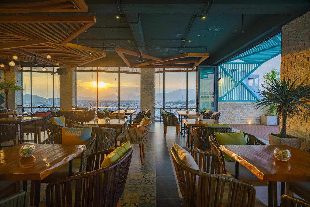 Seaesta Hotel 4*