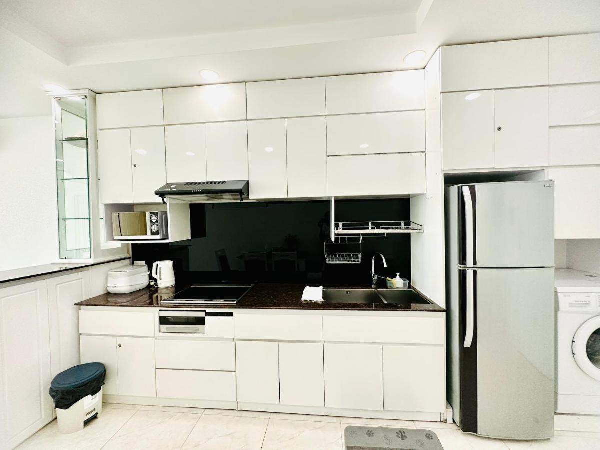 Infinity Sea View Apartment Nha Trang