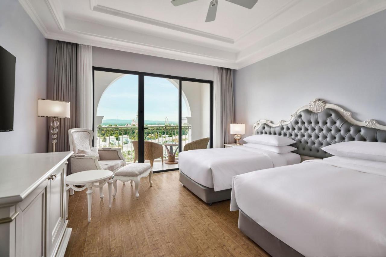 Sheraton Long Resort 5*