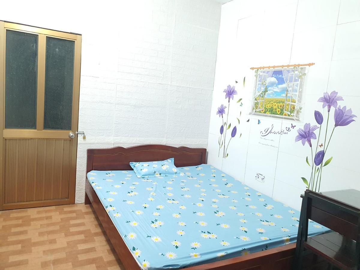Homestay Nha Xanh *