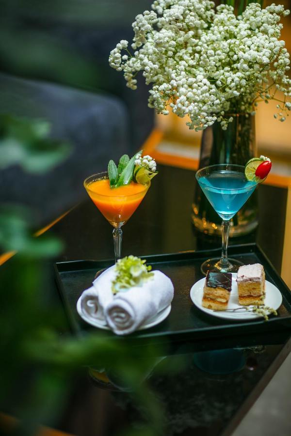 Khách sạn Và La Palm Premier Hà Nội 4*