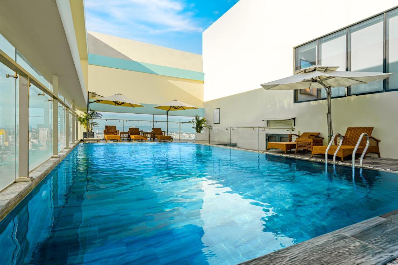 Hotel G8 Luxury And