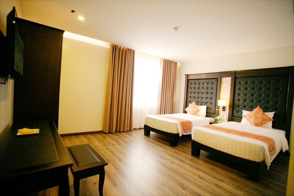 Park Hotel 2*