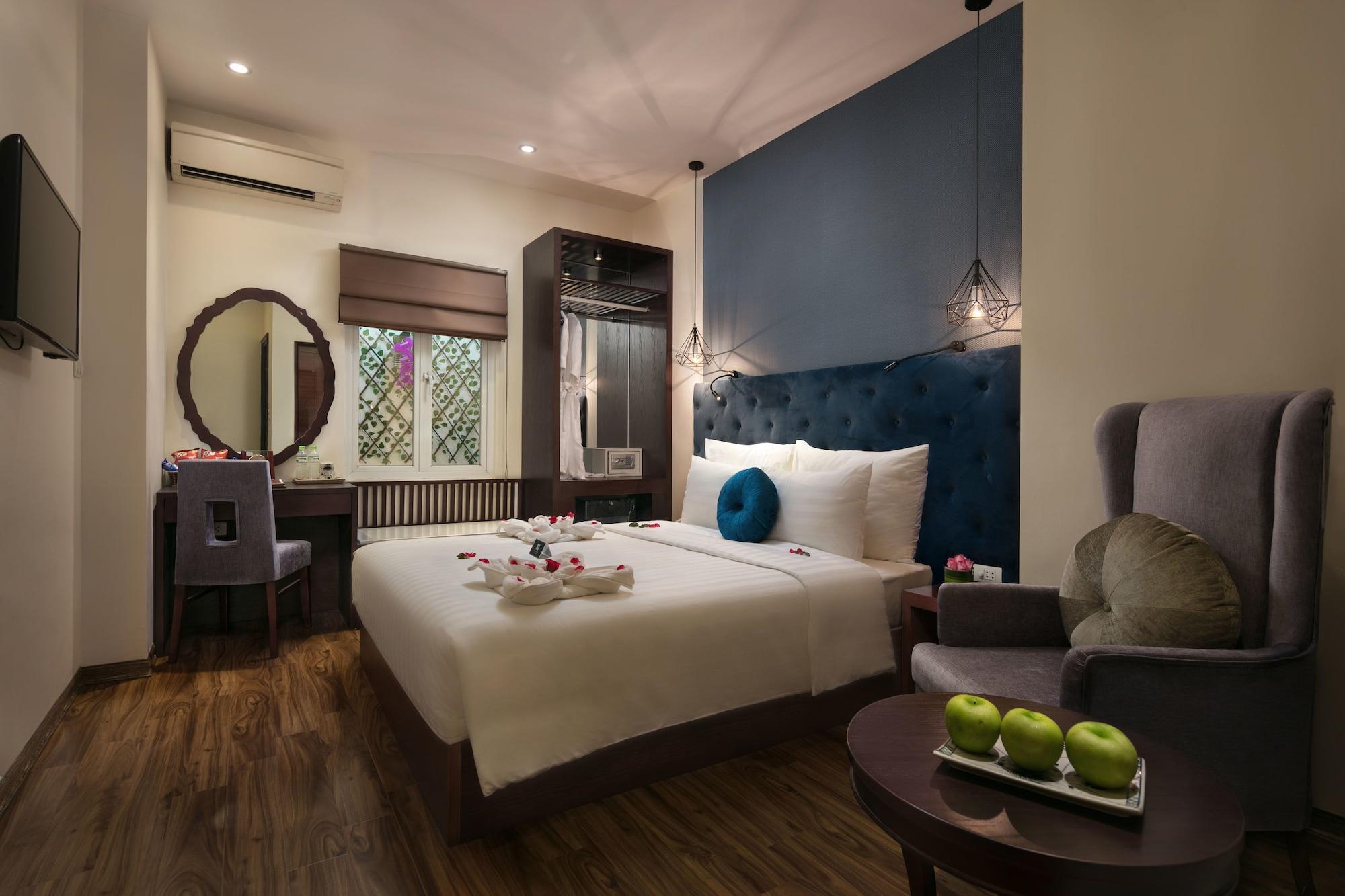 Hotel Serene Boutique & 4*
