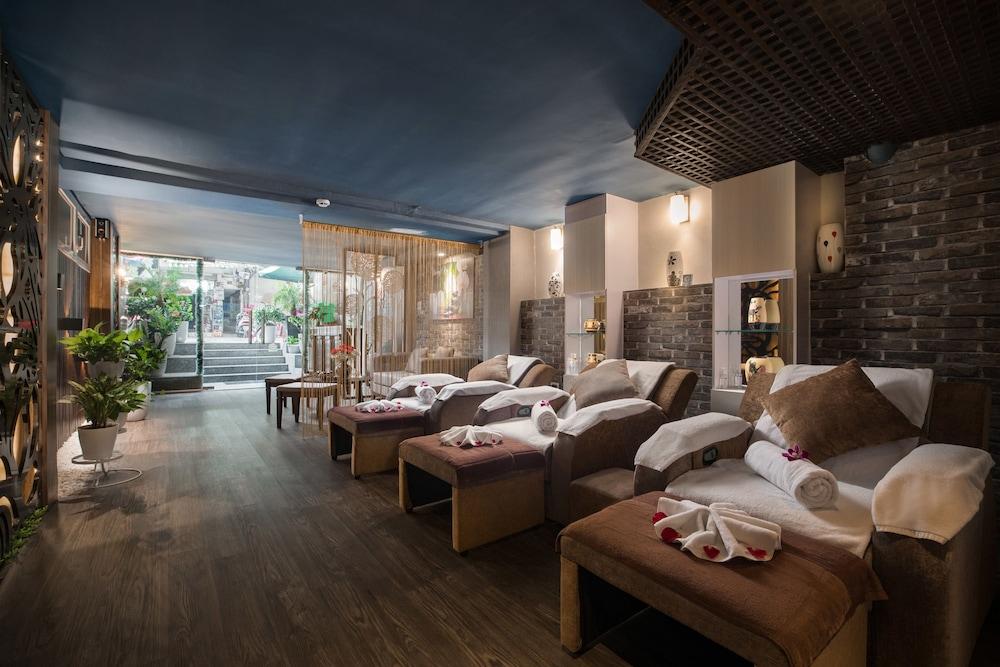 Serene Boutique & Hotel