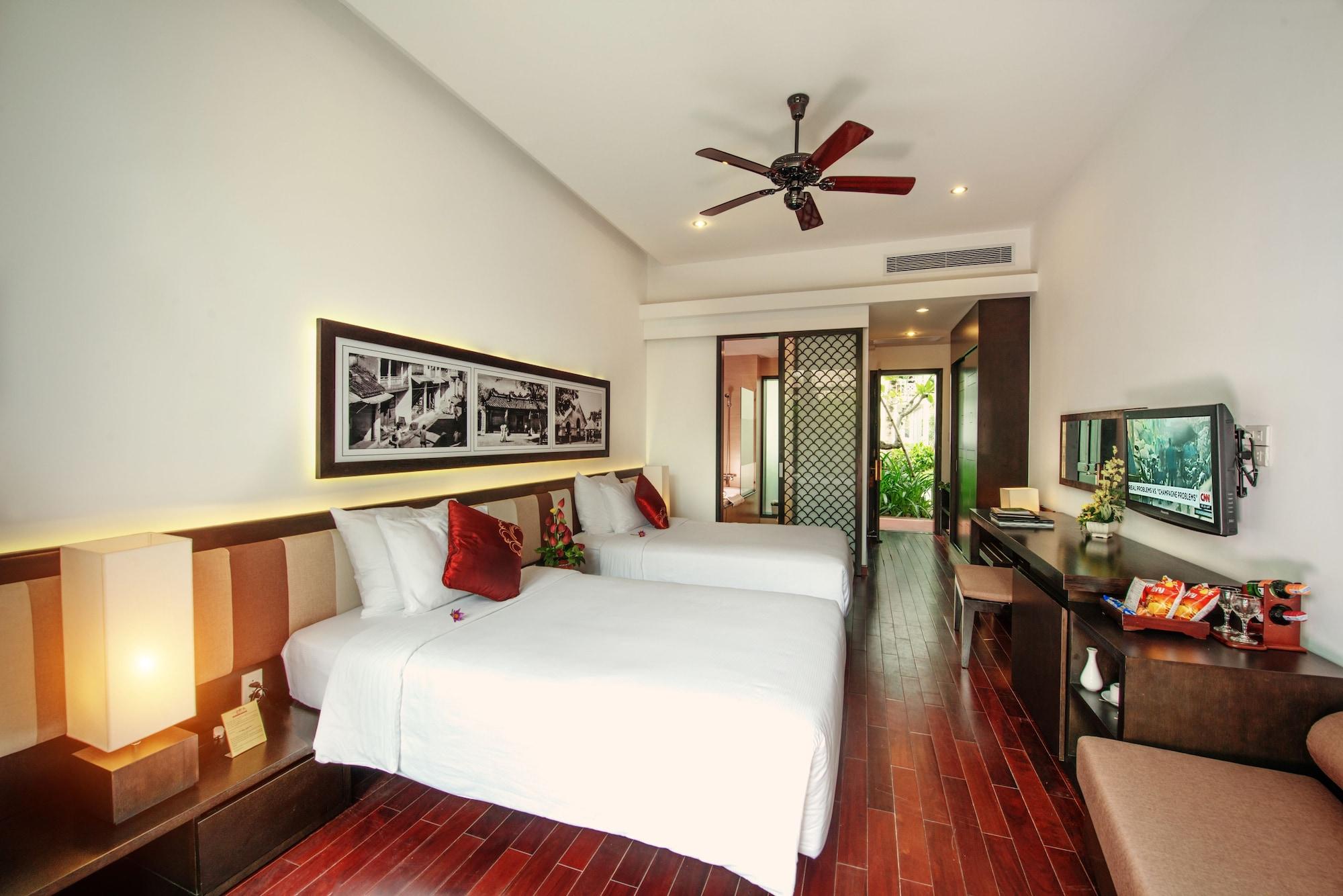 Khu nghỉ mát Hội An Beach Resort 4*
