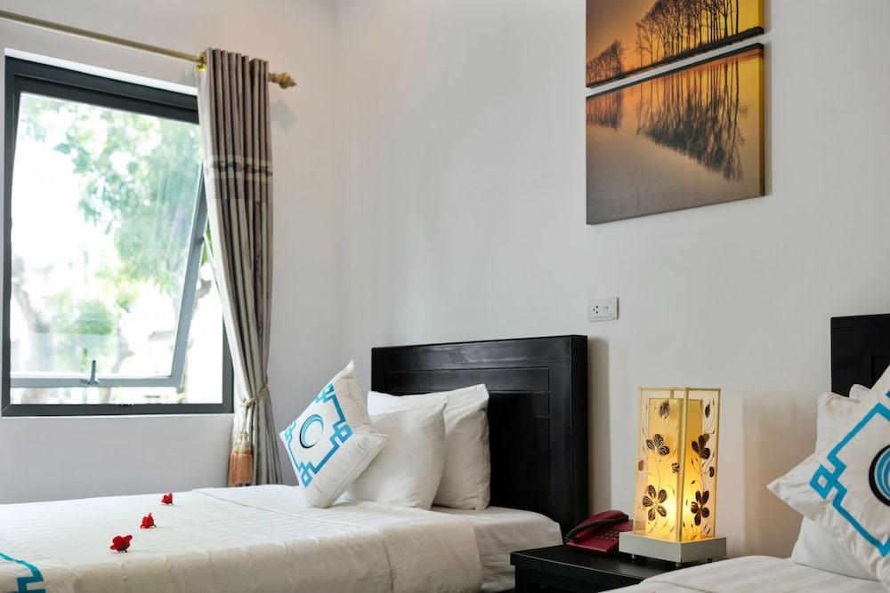 Hanoi Lake View Hotel & Spa
