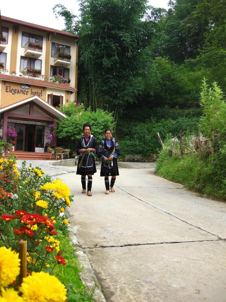 Elegance Hotel