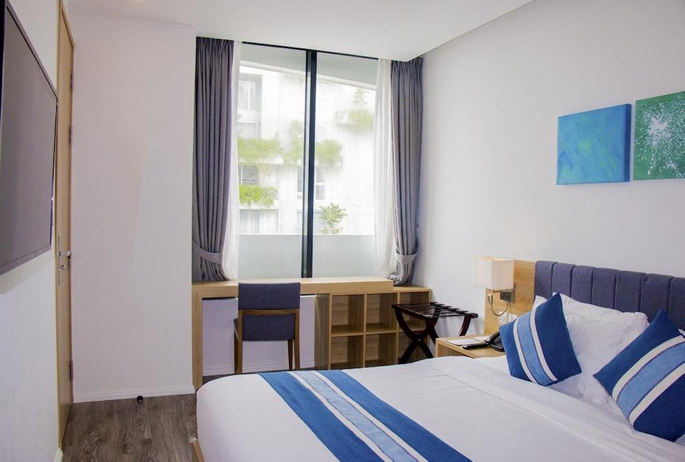 Belle Maison Parosand -managed By H&k Hospitality Hotel