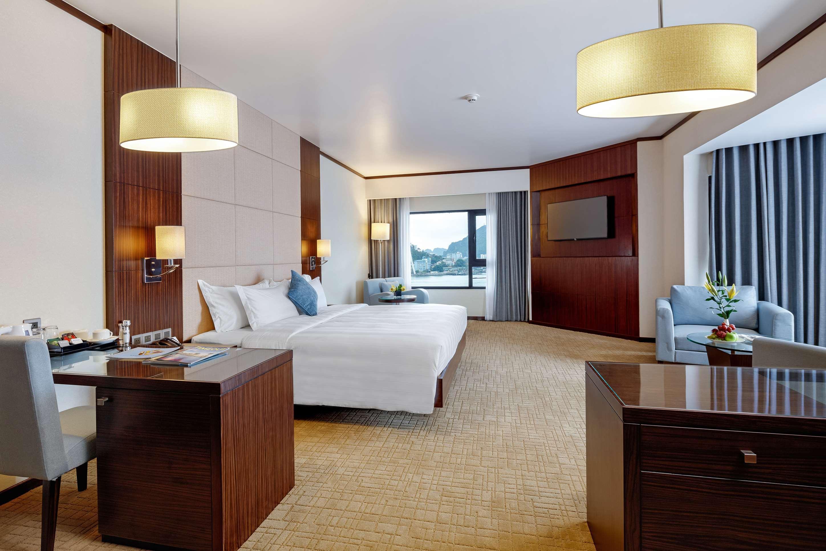Wyndham Legend Halong 5* Ha Long