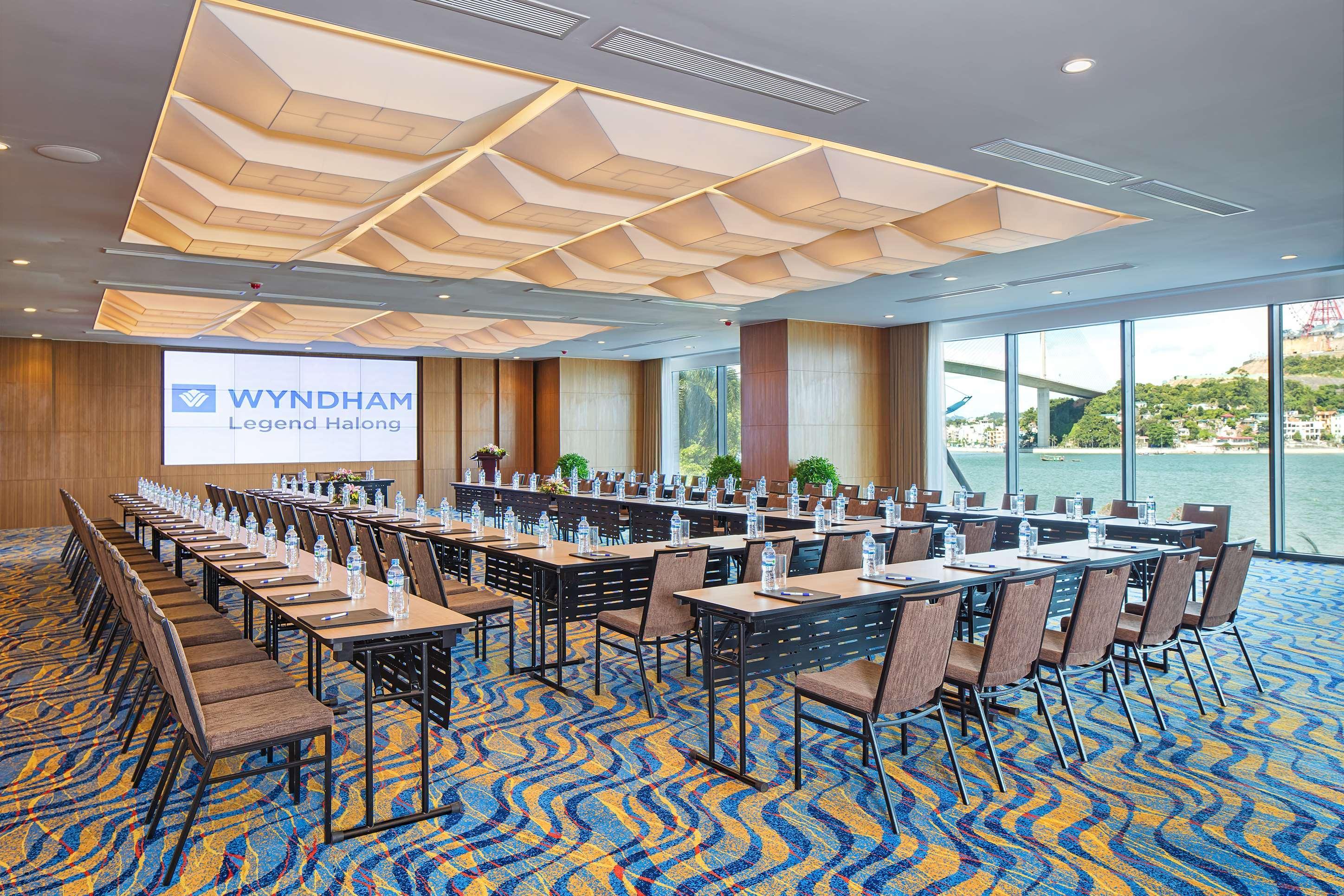 Wyndham Legend Halong 5* Ha Long