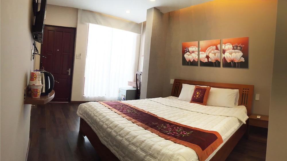 Quan Quan Hotel Da Nang