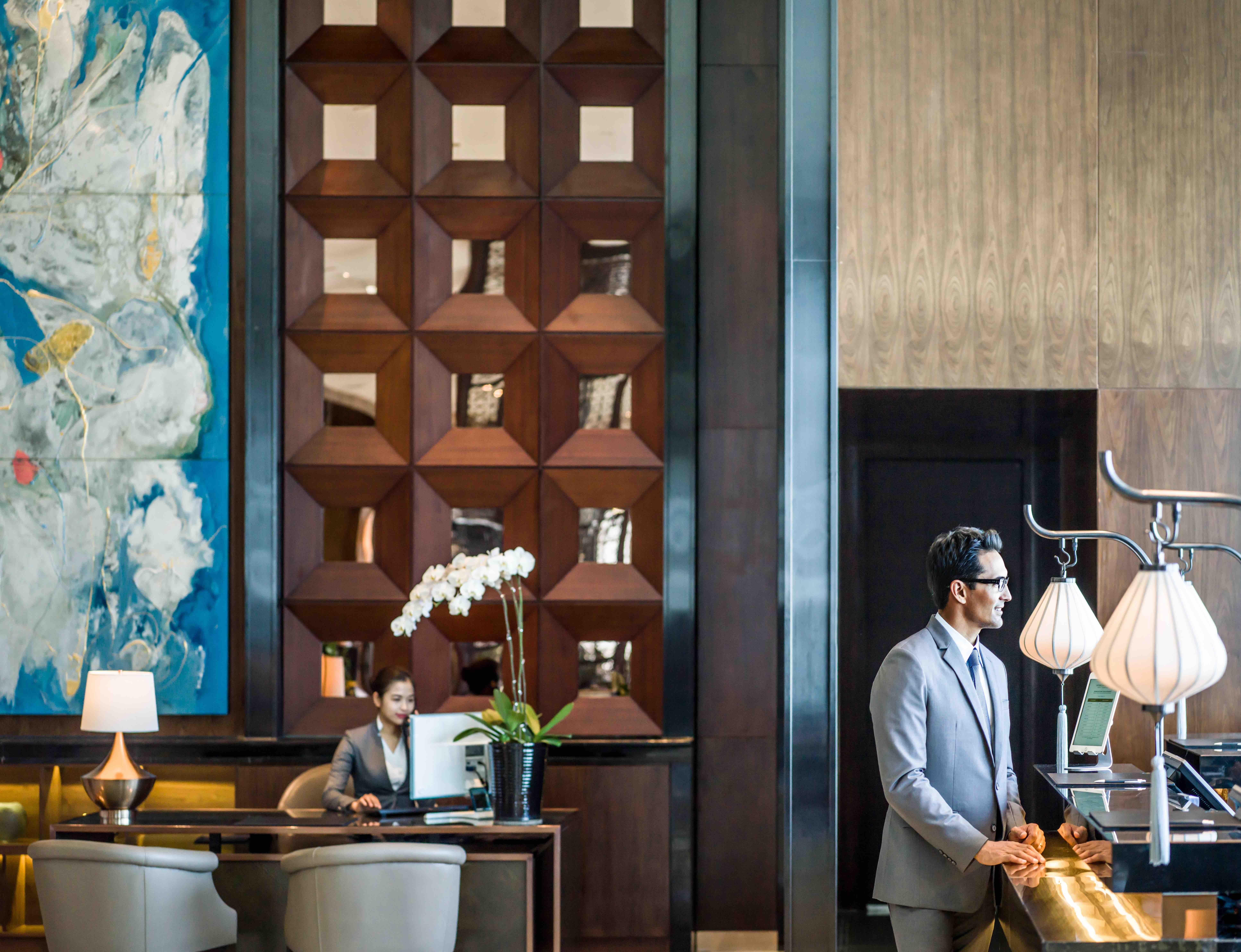 Intercontinental Landmark72 By Ihg