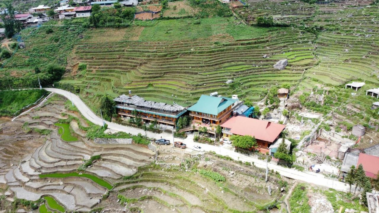 Hmong Wooden * Sapa