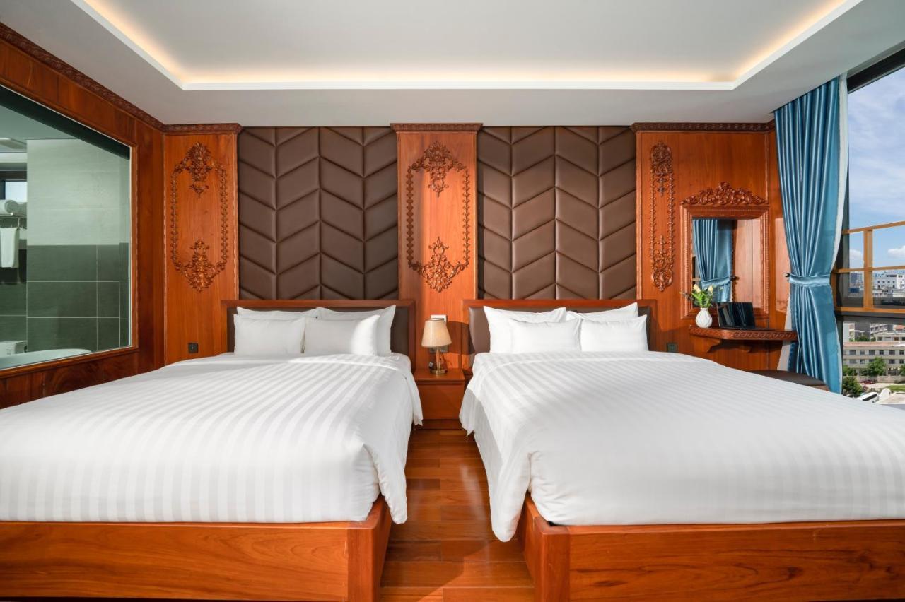 Monalisa Luxury Khách sạn Đà Nẵng