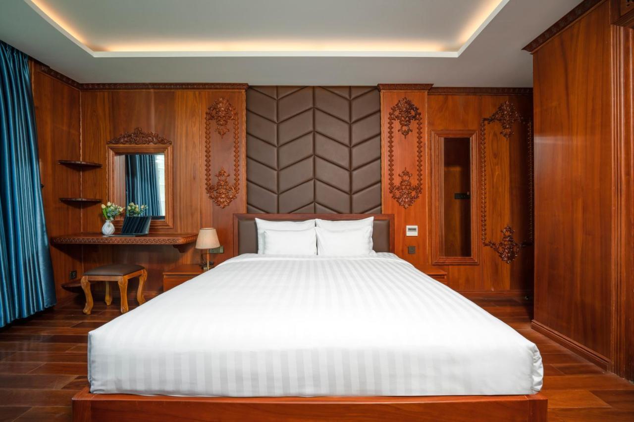 Khách sạn Monalisa Luxury