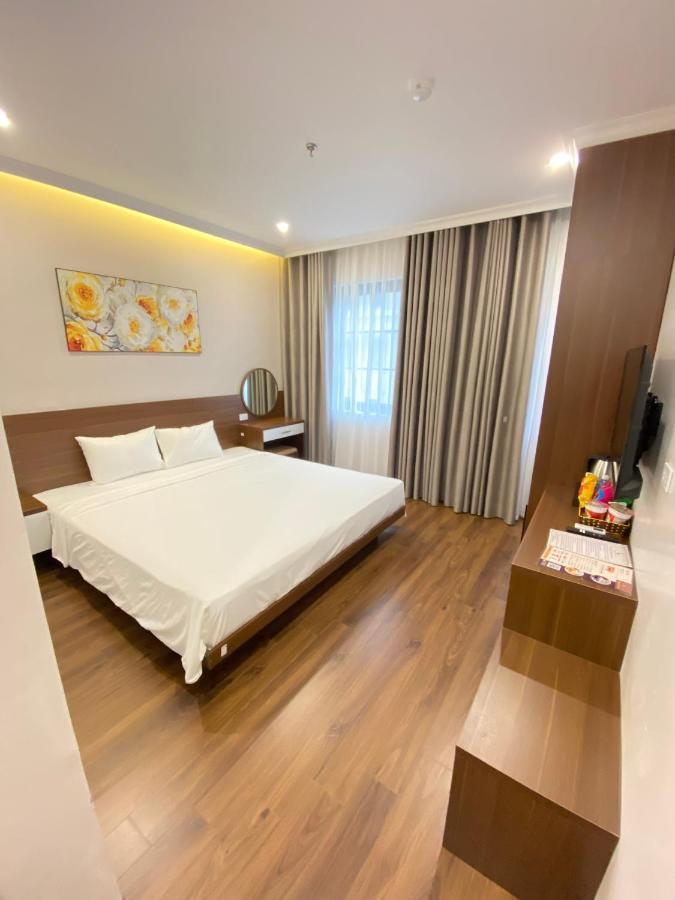 Moonlight Hotel 3*