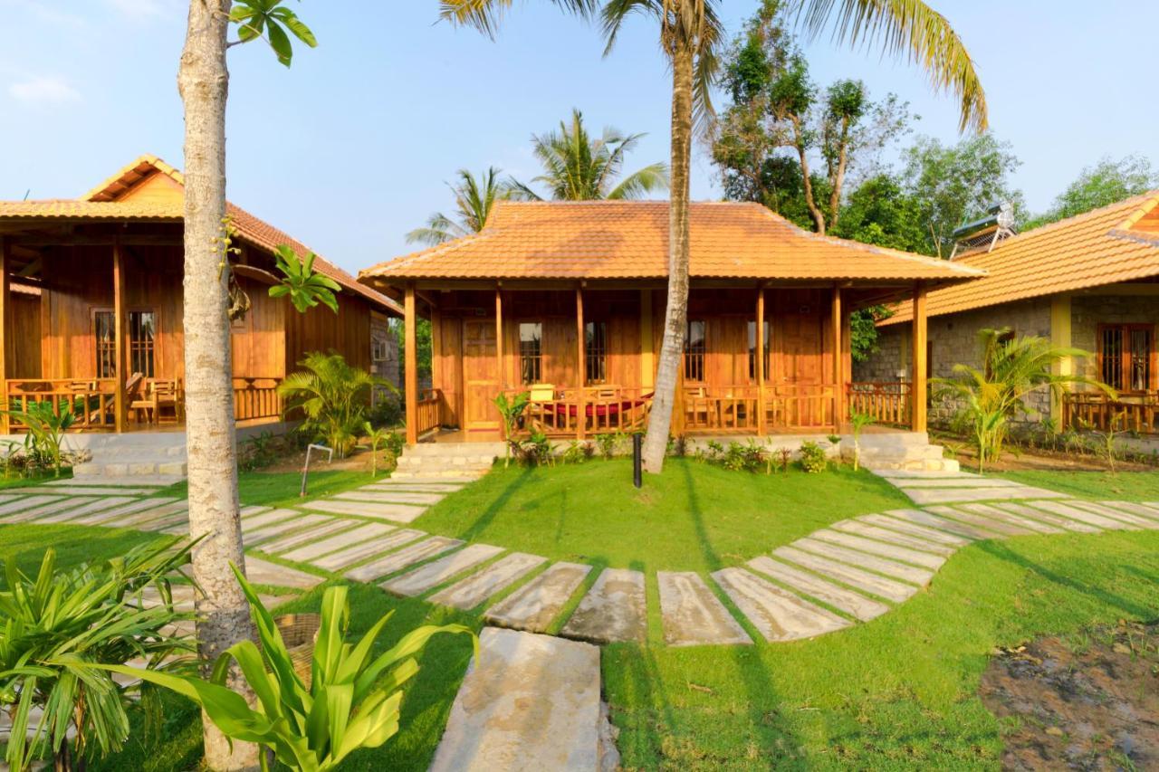 Resort Island