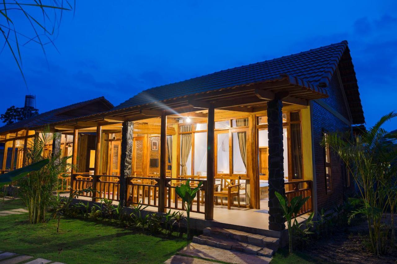 Island Resort 3*