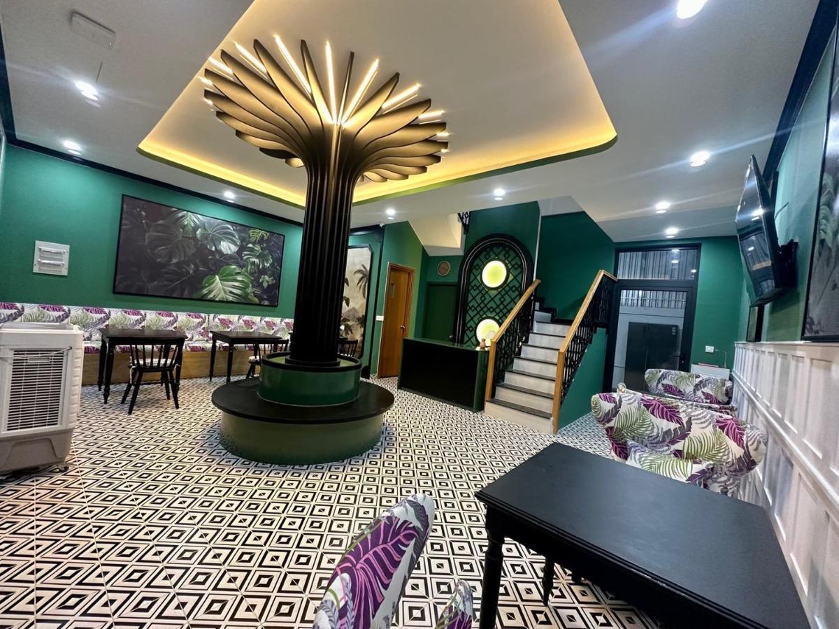 Wins House Hotel 2*