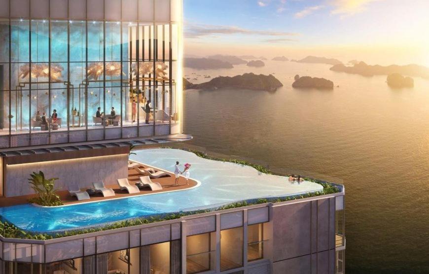 Hotel A La Carte Halong Bay 5*