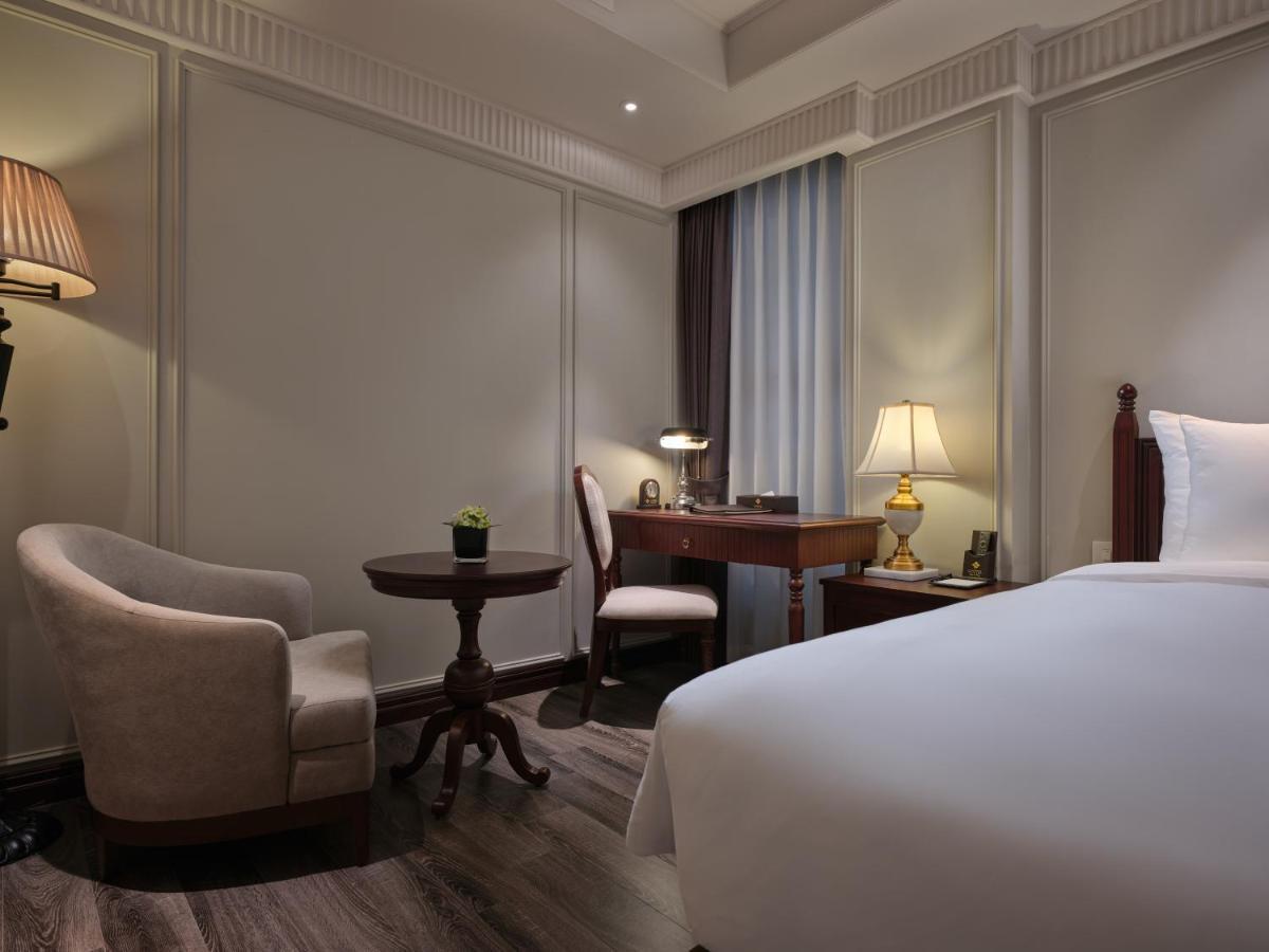 Grand Du 5* Hanoi