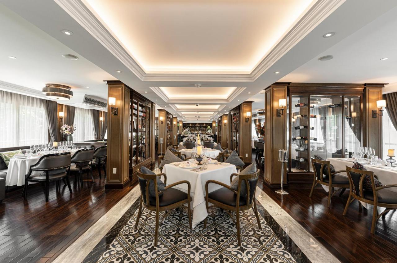  Ambassador Signature Cruise - Lan Ha Bay