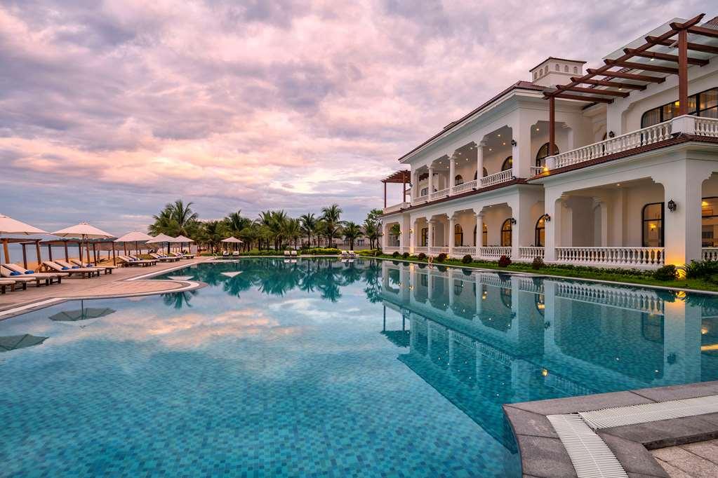 Resort Melia Vinpearl 5*