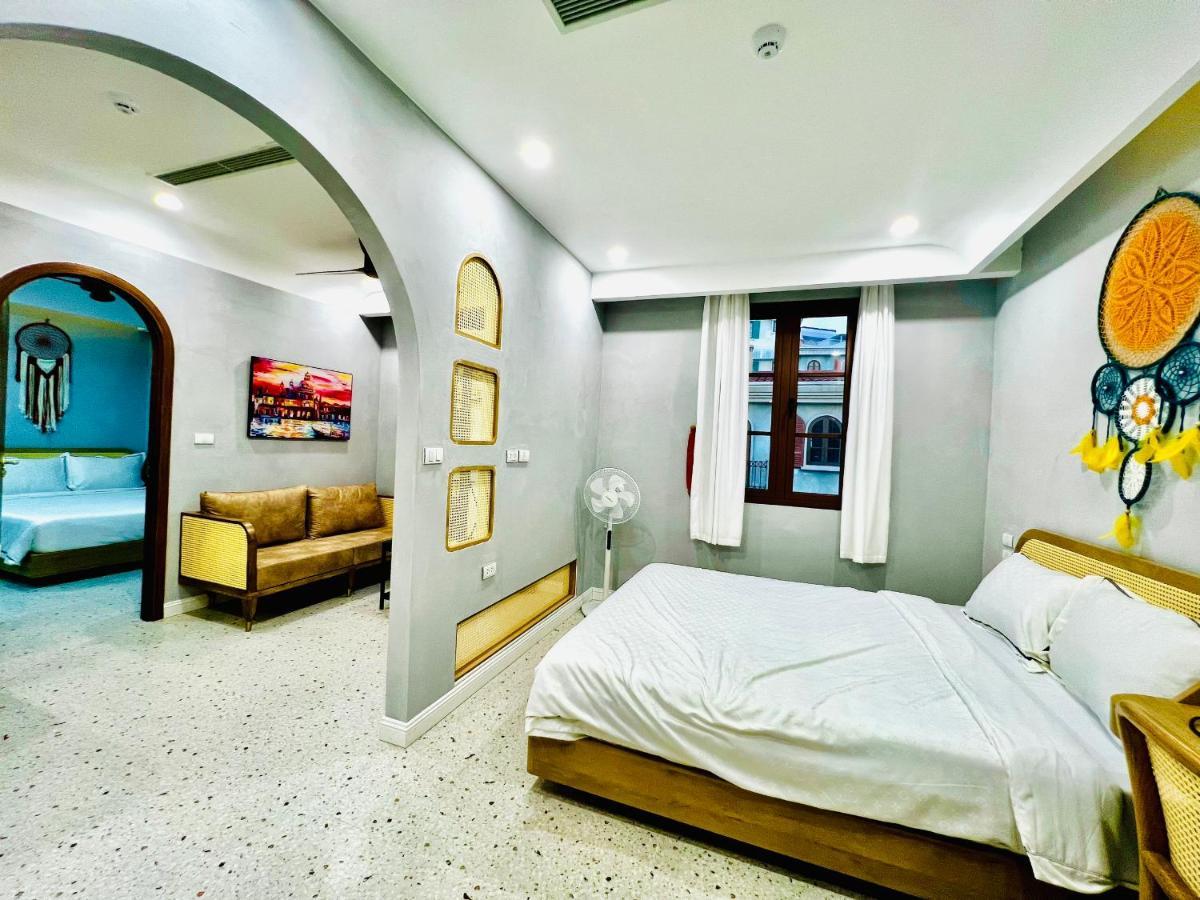 Rova Hotel 3*