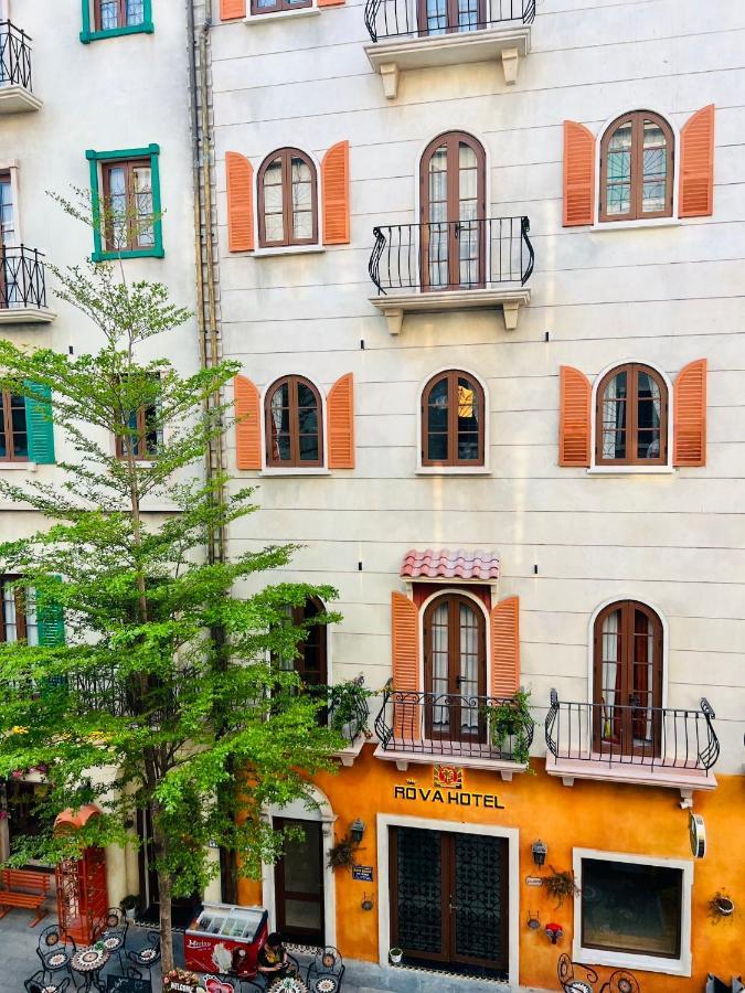 Rova Hotel
