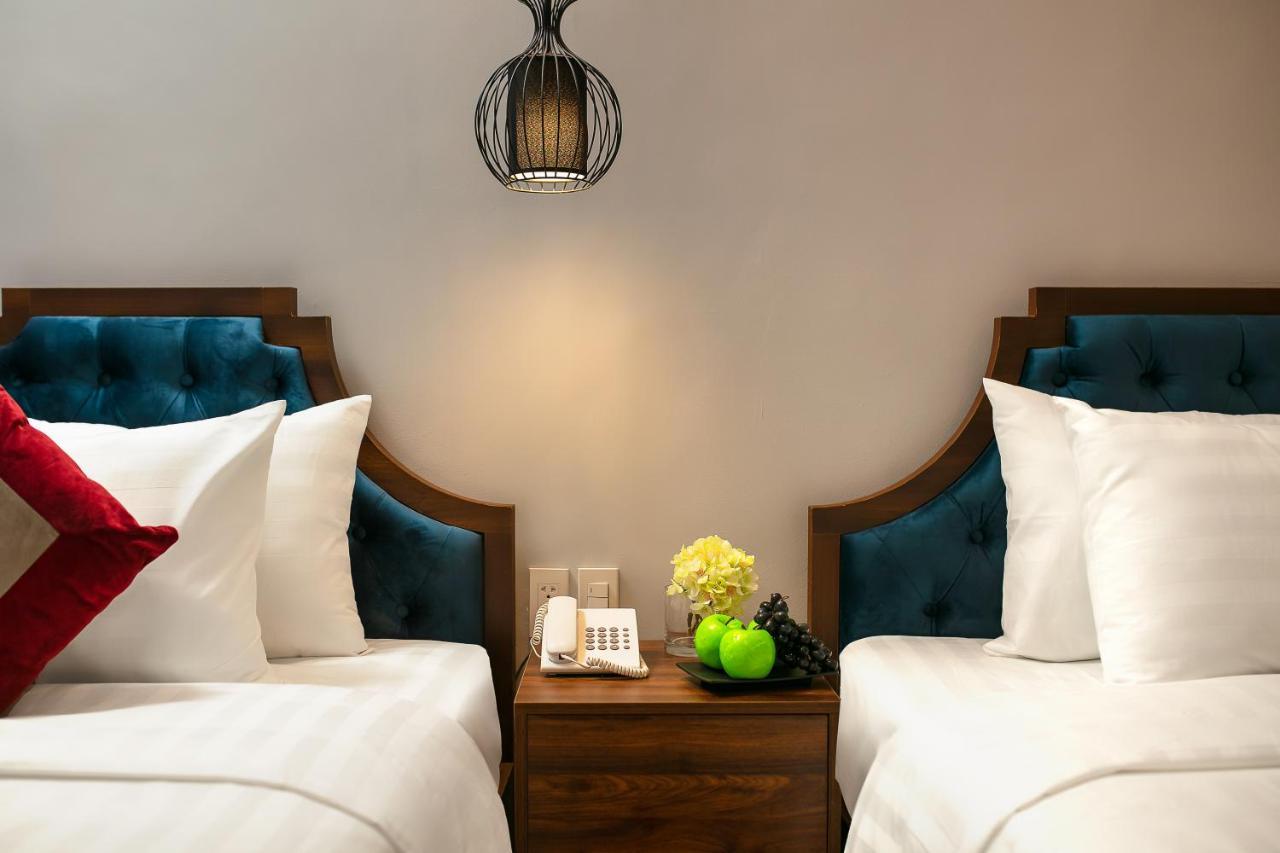 Sonata Premier & Hotel 3*