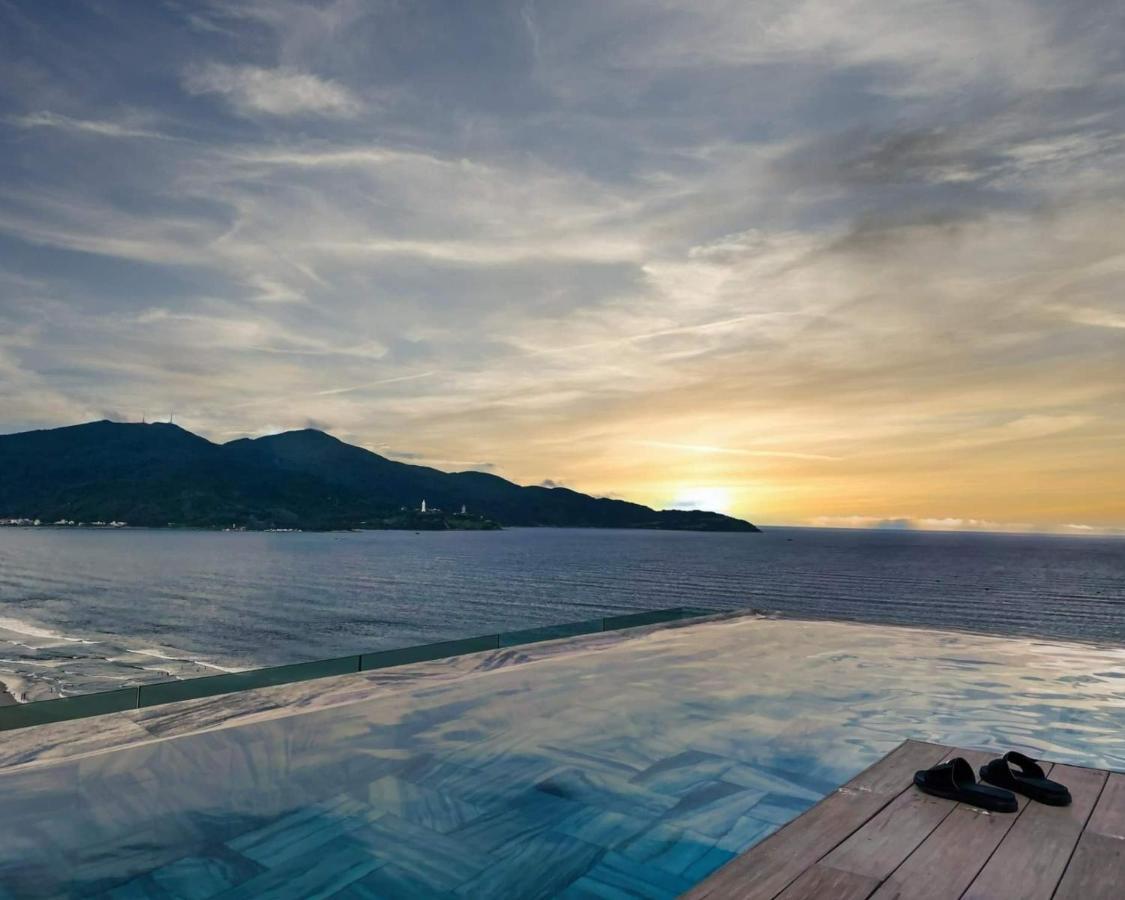 Alacarte Luxury Ocean View Condotel