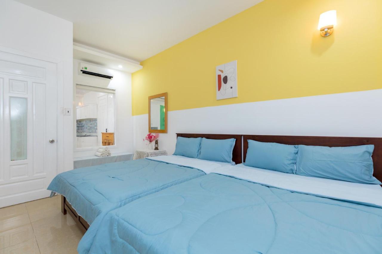 Apartment Ho 