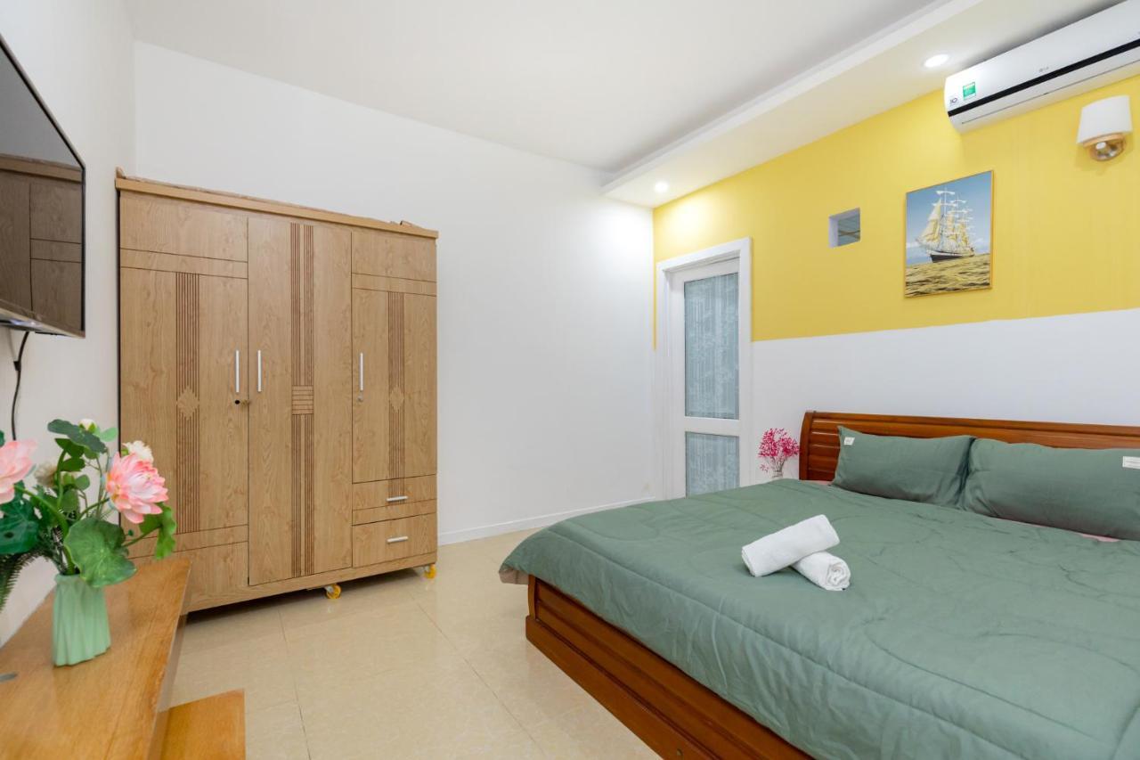 Apartment Ho 