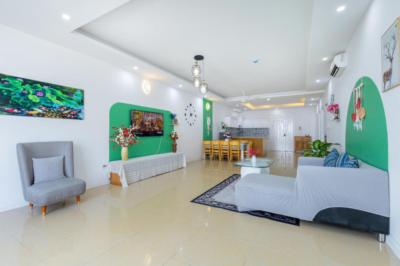 Apartment Ho 