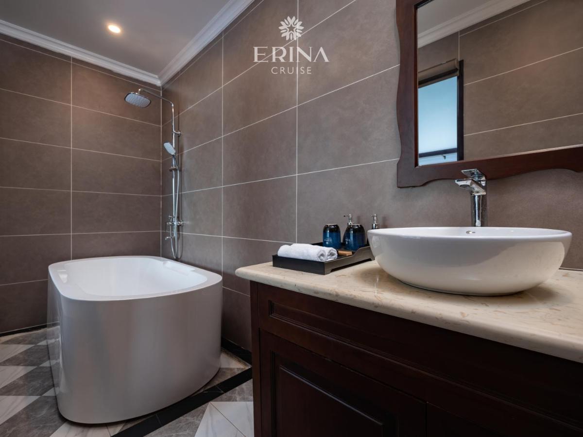  Erina Cruise By Hag 5*