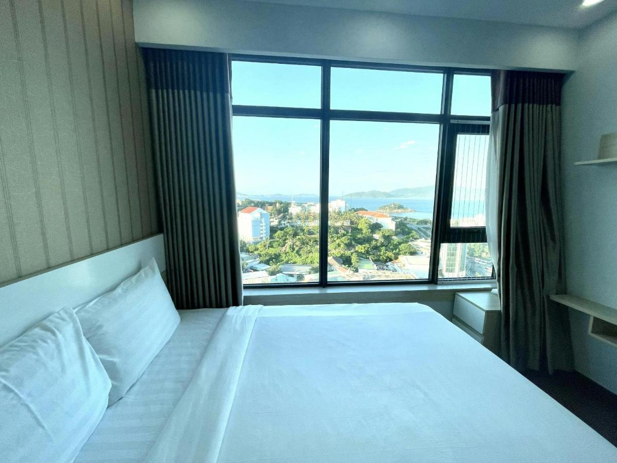 Royal Beachfront Apartment Nha Trang