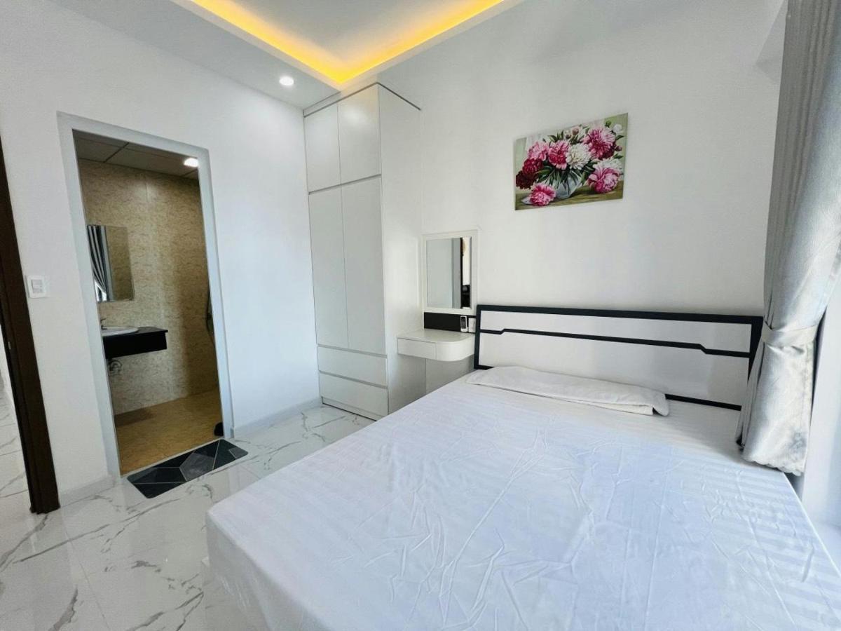 Royal Beachfront Apartment Nha Trang