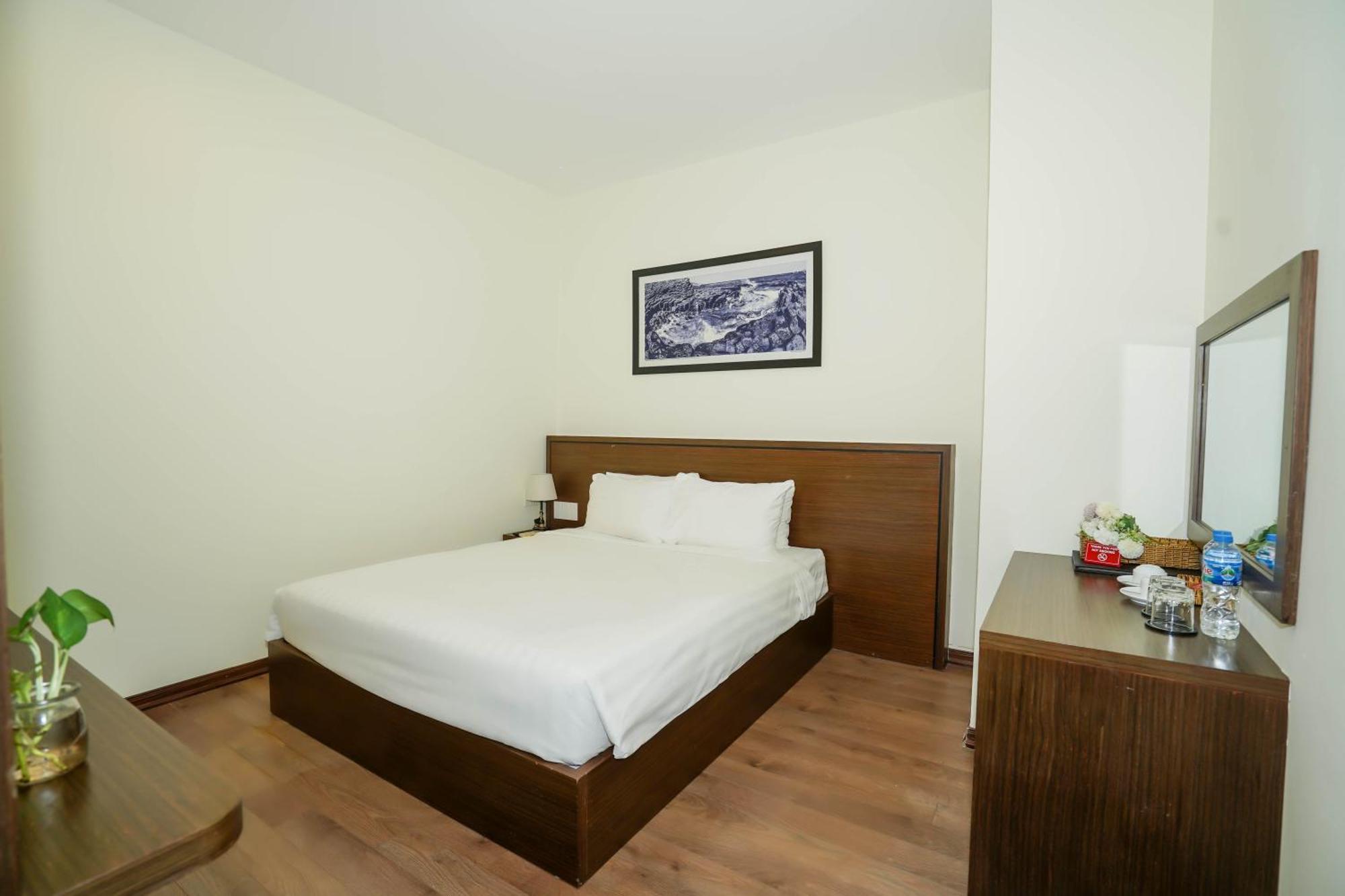 Hotel & 4*