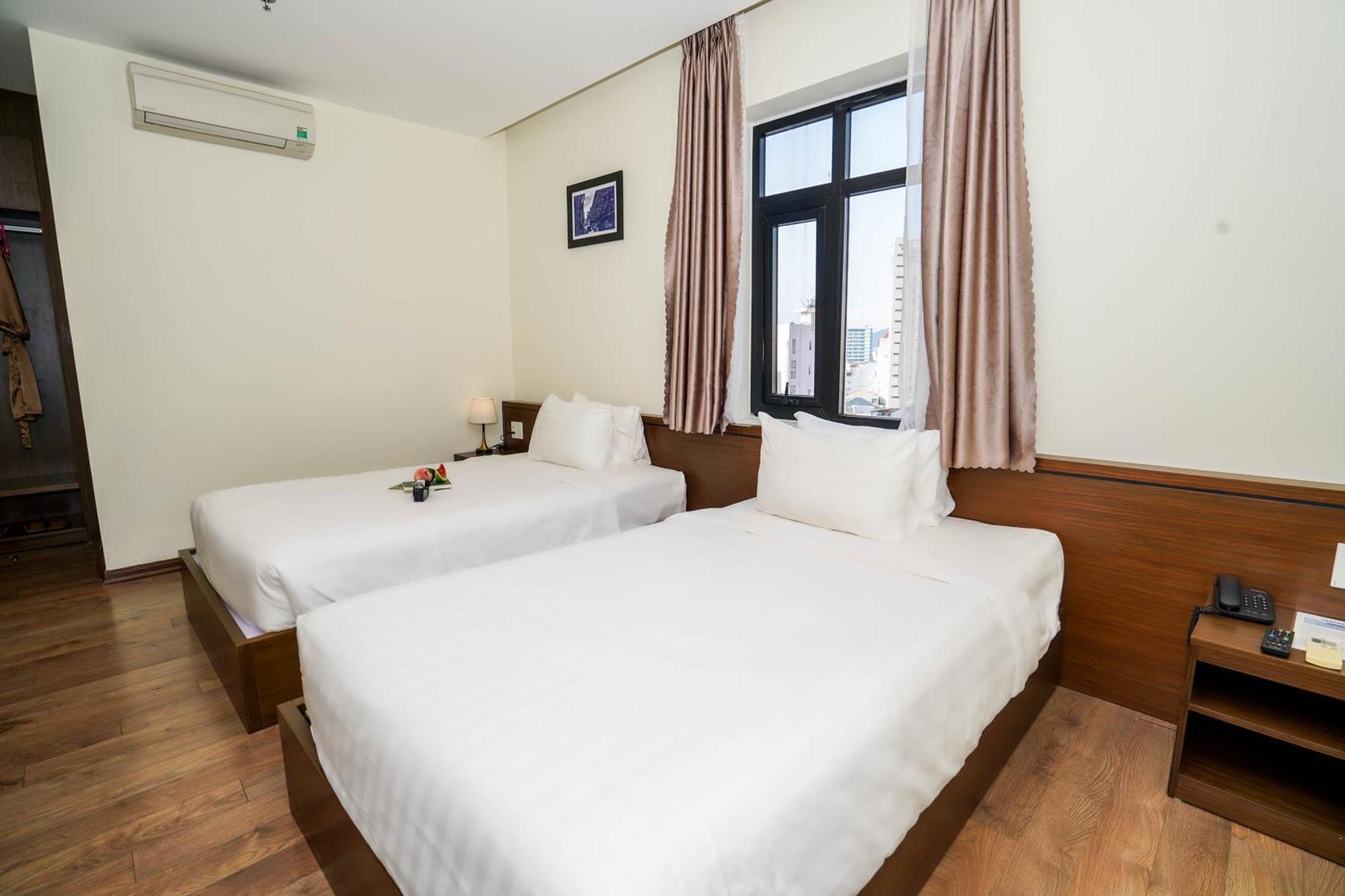 & Hotel 4*