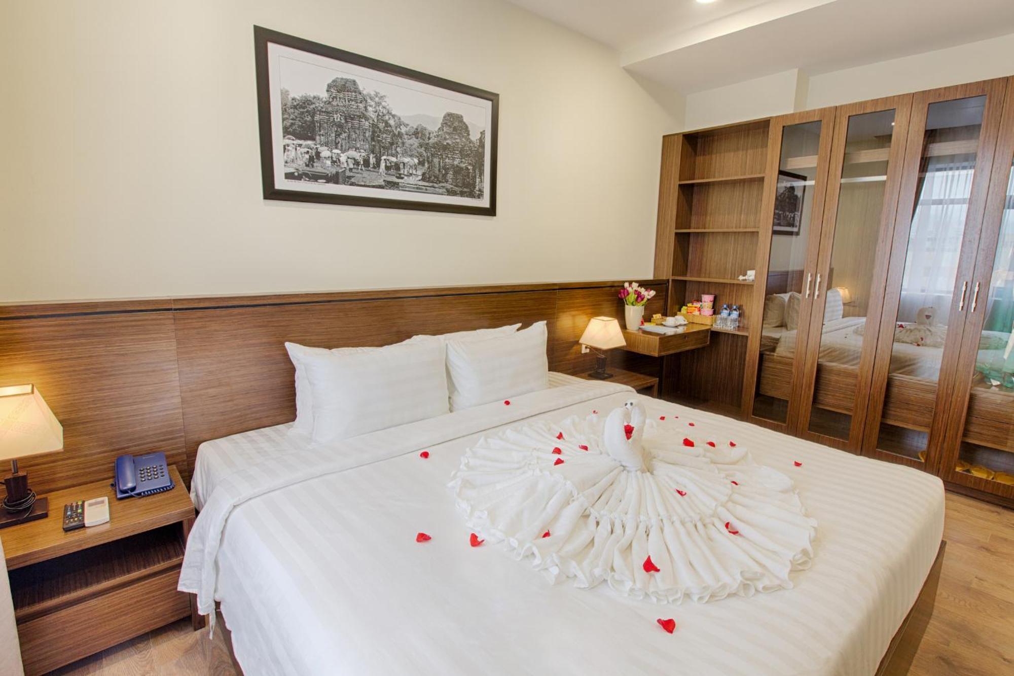 & Hotel 4*