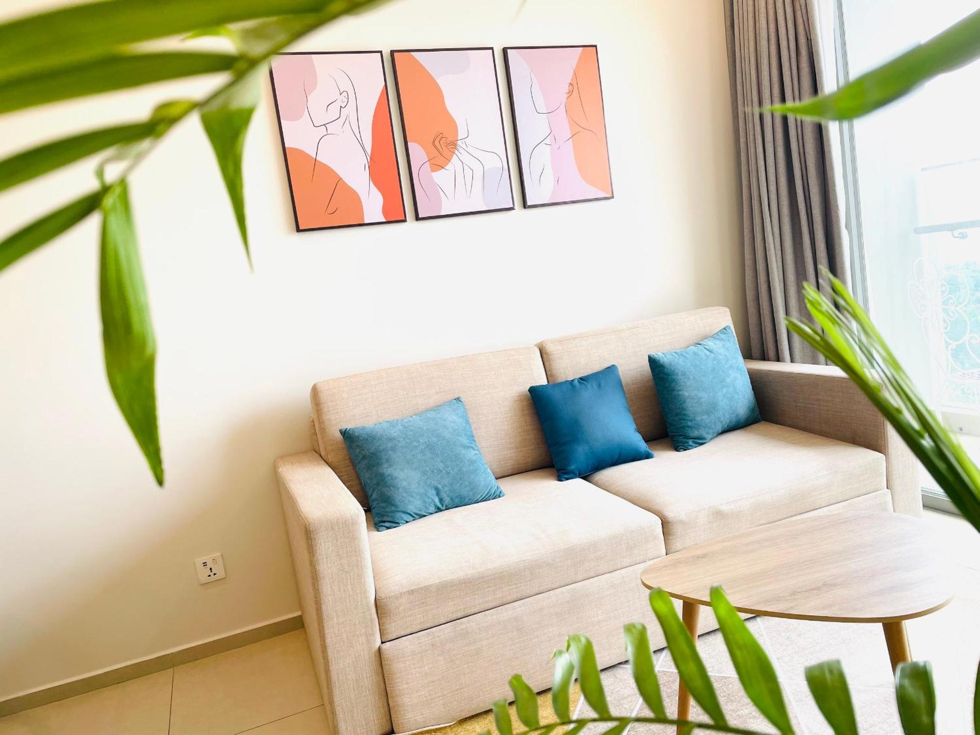 Pi's - Ho Nghi Duong The Song Apartment *