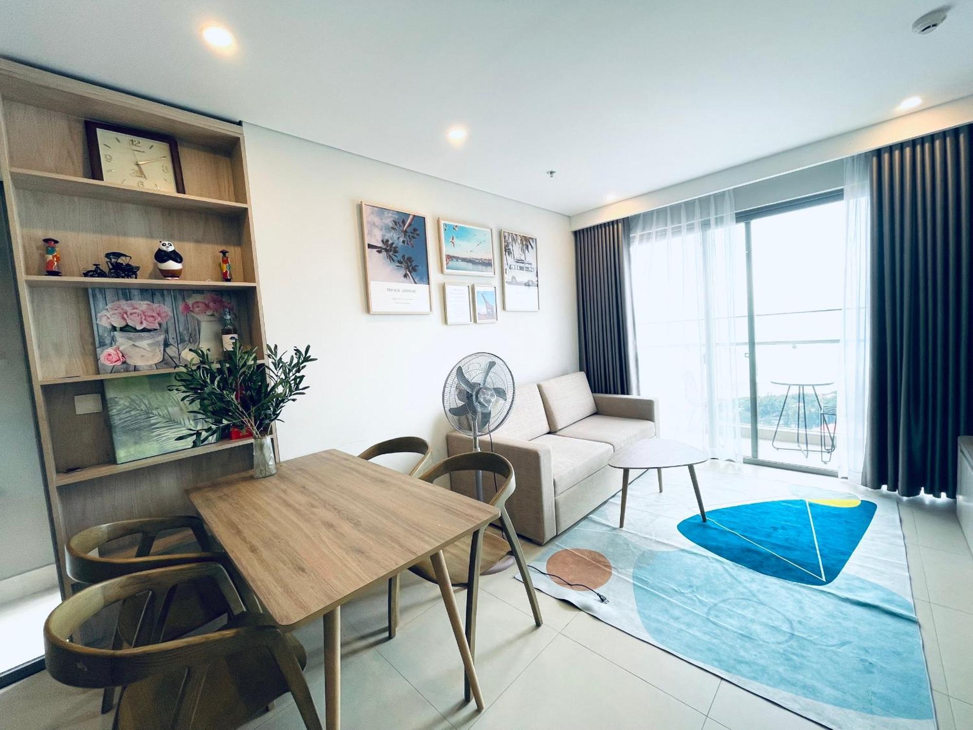 Pi's - Ho Nghi Duong The Song Apartment Vung Tau