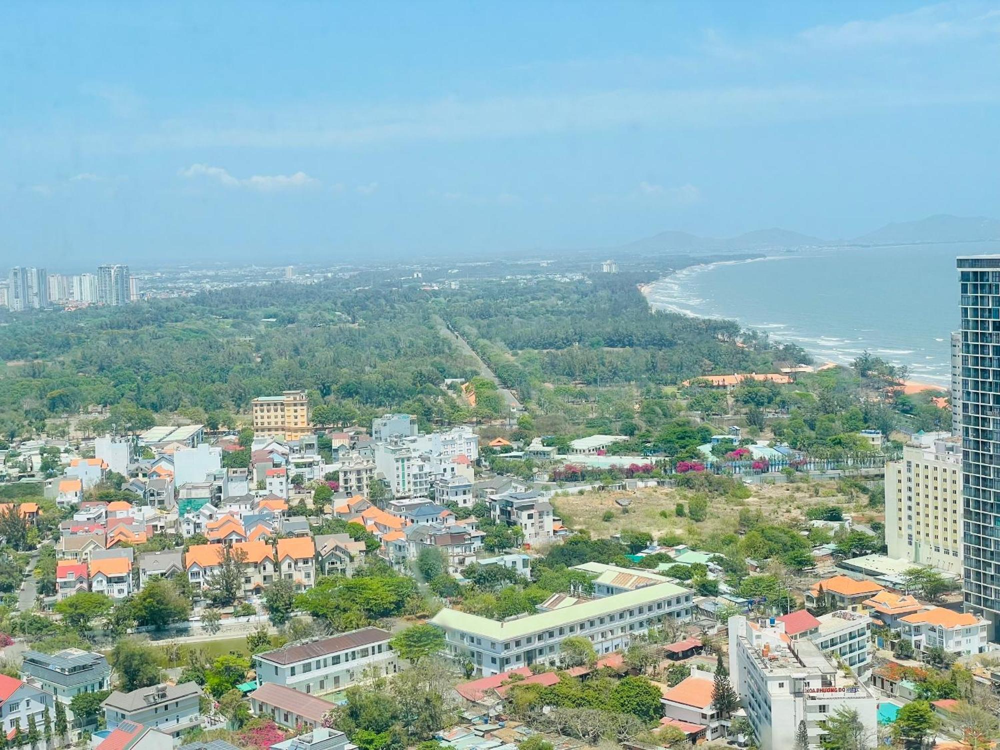 Pi's - Ho Nghi Duong The Song * Vung Tau