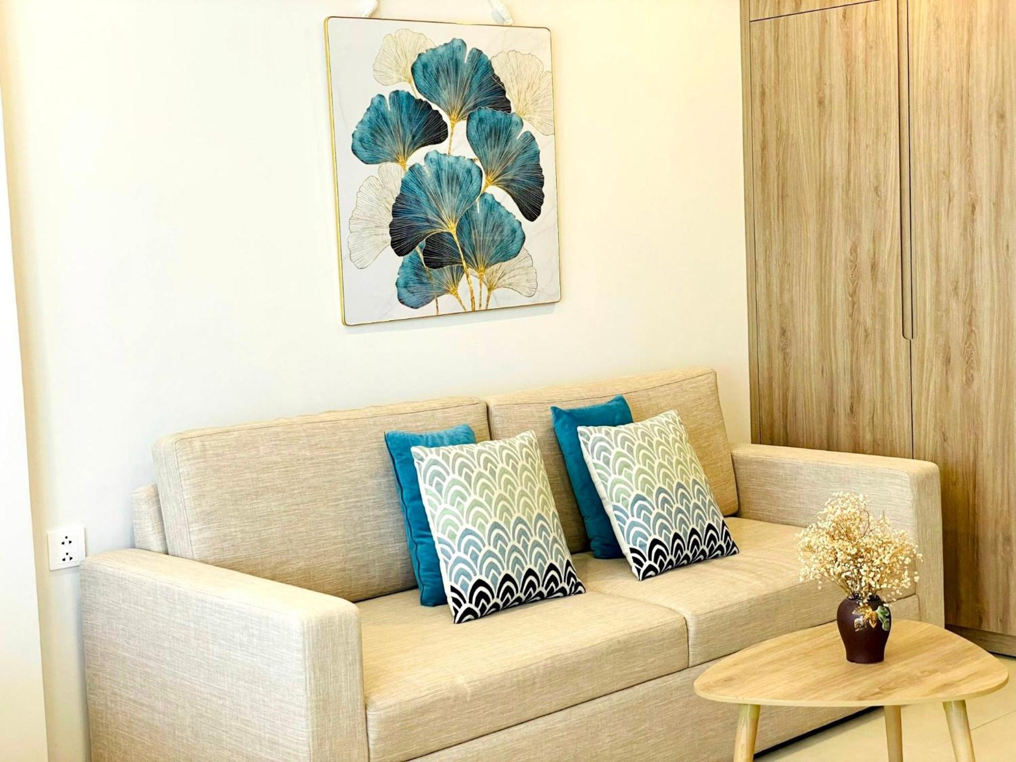 Apartment Pi's - Ho Nghi Duong The Song
