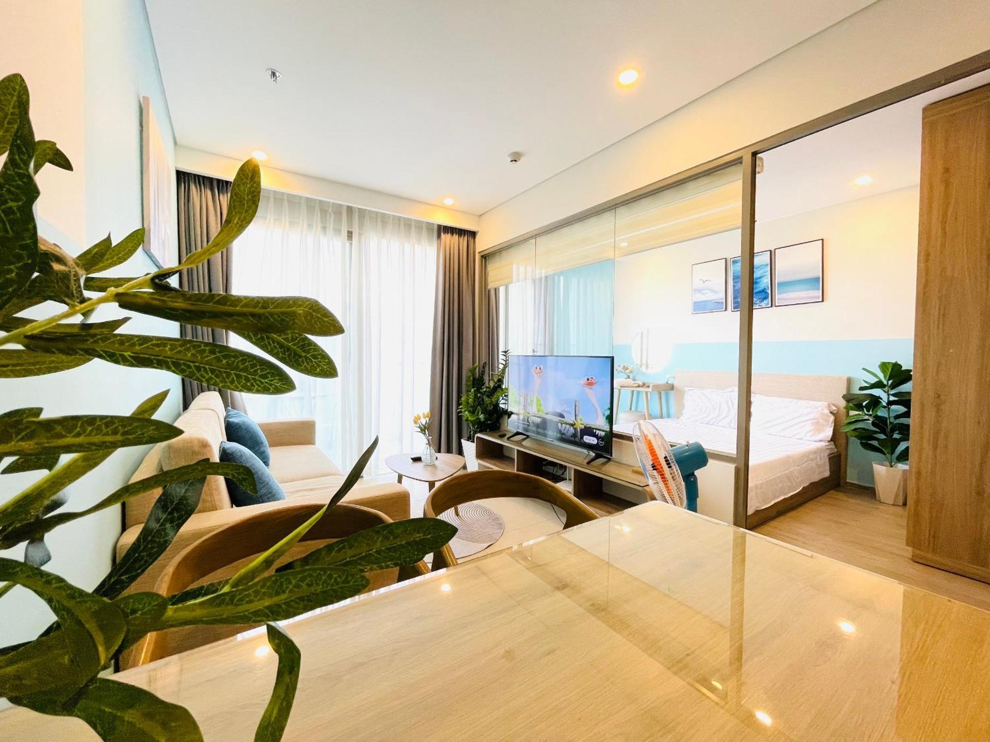 Apartment Pi's - Ho Nghi Duong The Song *
