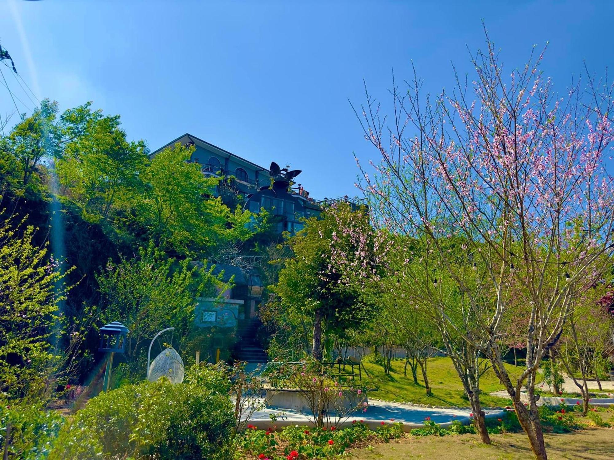 Hotel Lan Rung Brocade *